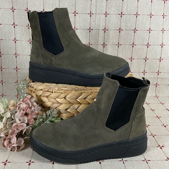 Dr. Scholl's Shoes - Dr Scholls Original Collection “Everything” Wedge Ankle Boots Army Green Suede 7